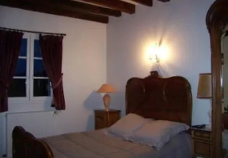 Chambres D'hotes Boisaubert לינה וארוחת בוקר *